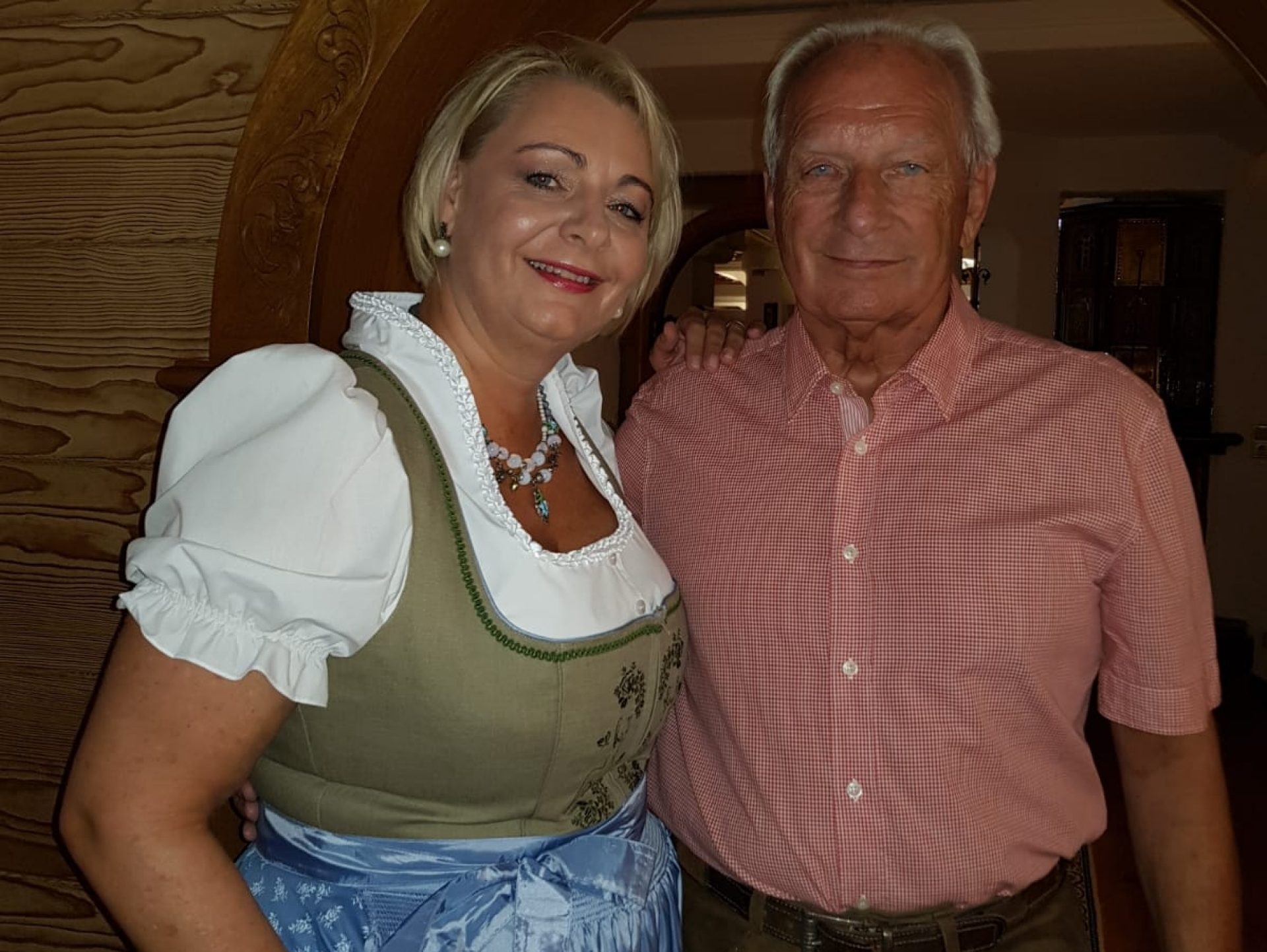 Angelika Baur mit ihrem Ehemann Werner