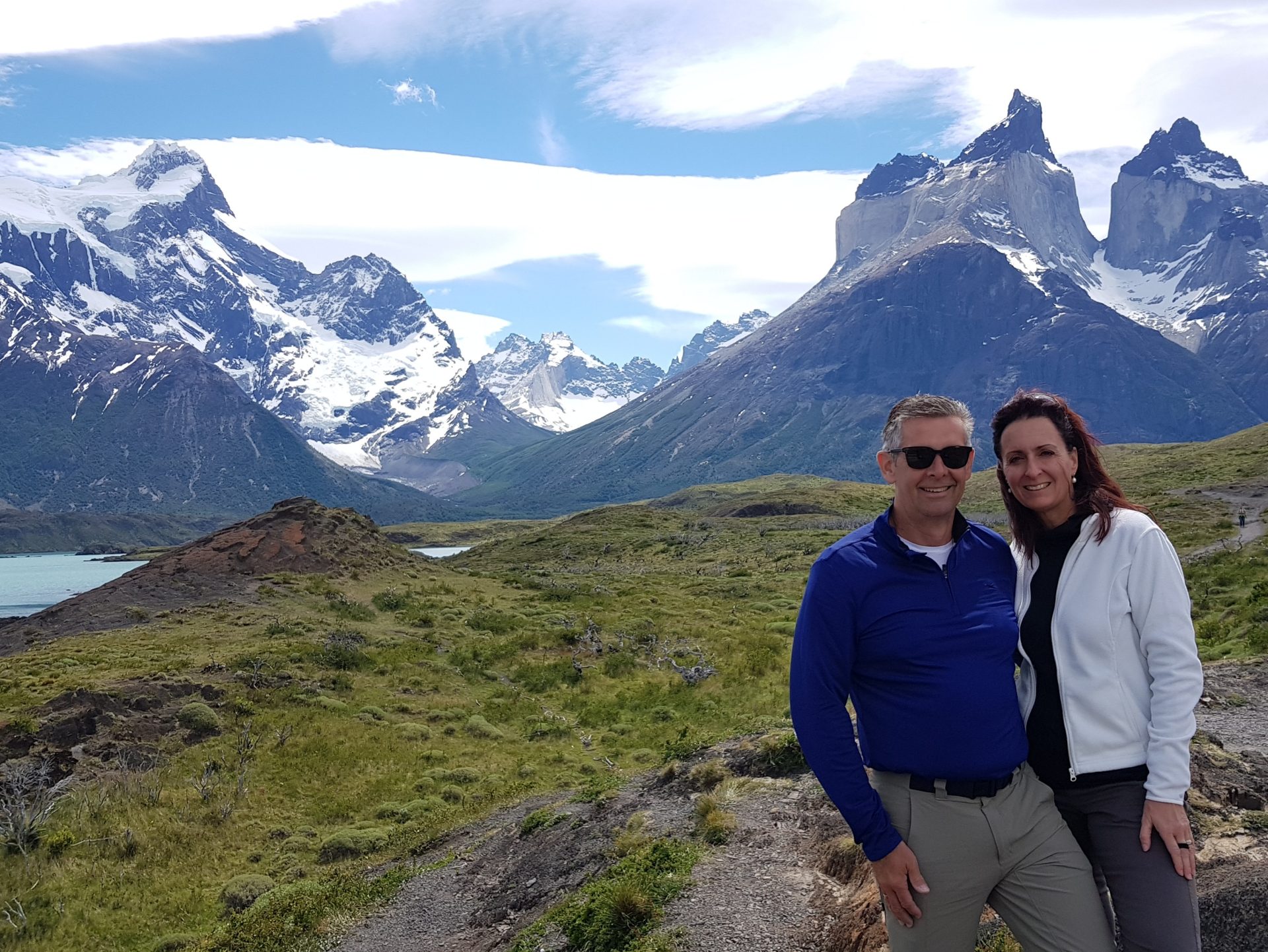 Matthias Bär reist gerne: Hier zusammen mit seiner Lebenspartnerin, Franziska Casagrande, im Nationalpark "Torres del Paine" in Chile.