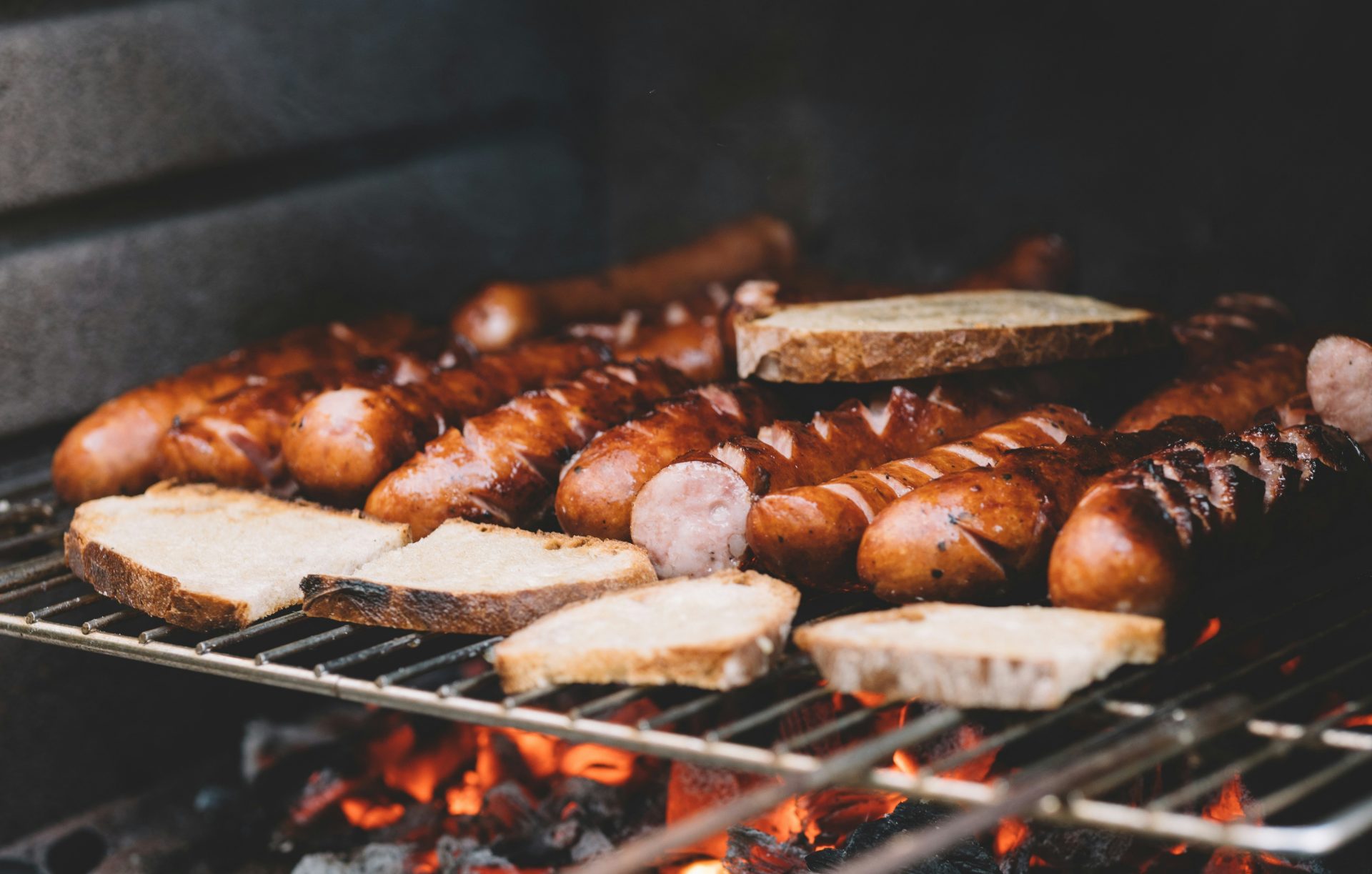 Wurst, Brot und Bier