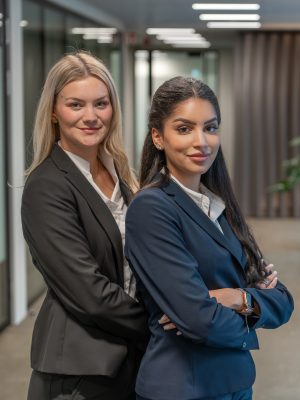 Annika Marti, Kundenberaterin, RB rechter Zürichsee und Mia Schmid, Kundenberaterin, RB St. Gallen